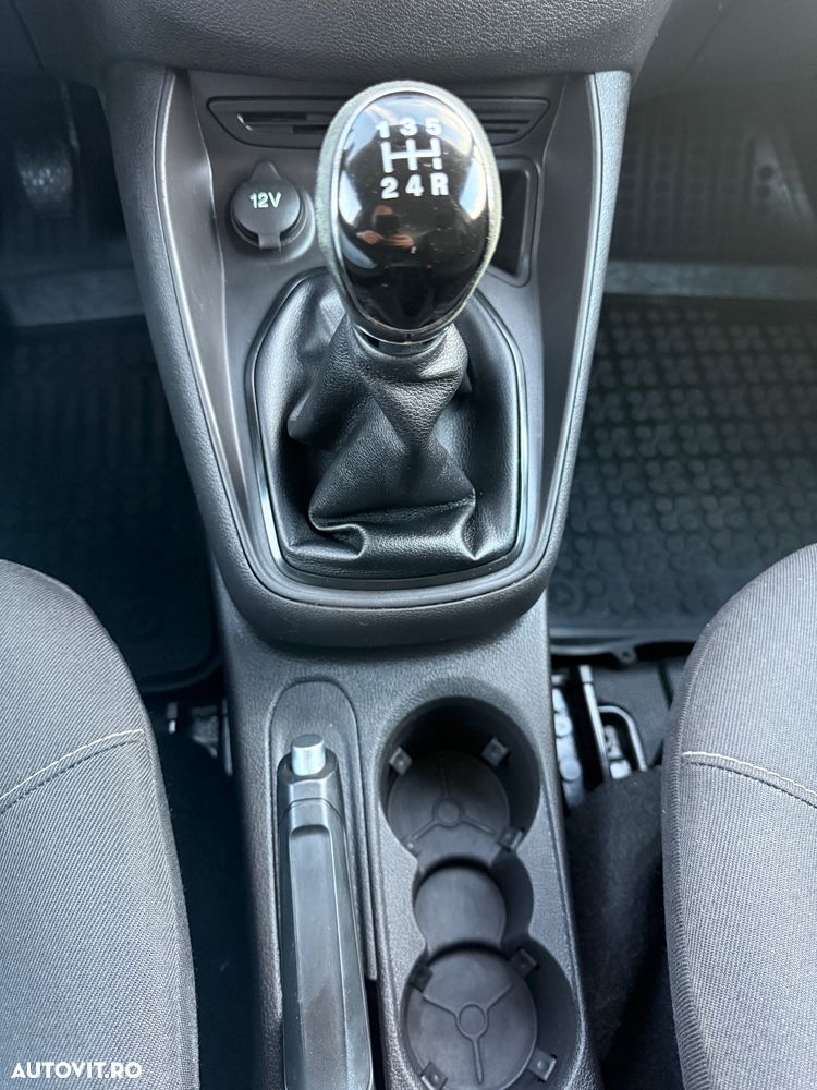 Ford TRANSIT-COURIER - 16