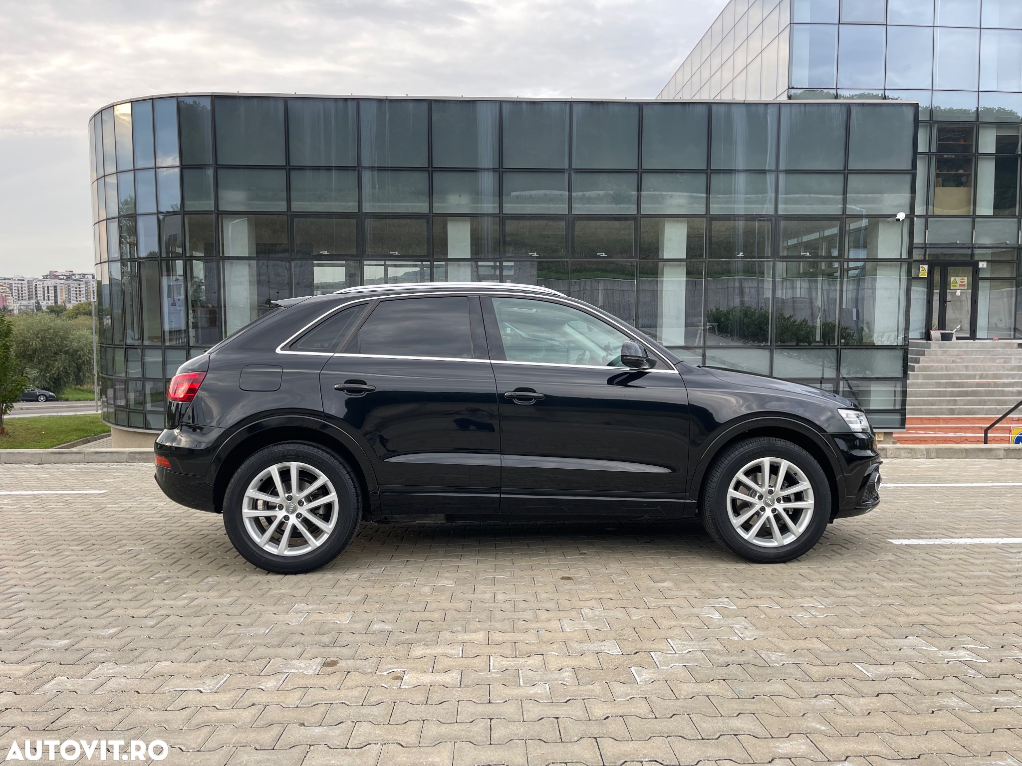 Audi Q3 2.0 TDI Quattro S-Tronic - 24