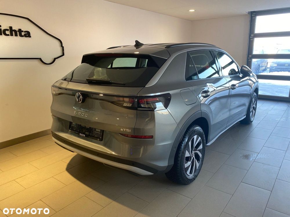 Volkswagen T-Roc 1.5 TSI Life Plus DSG - 5