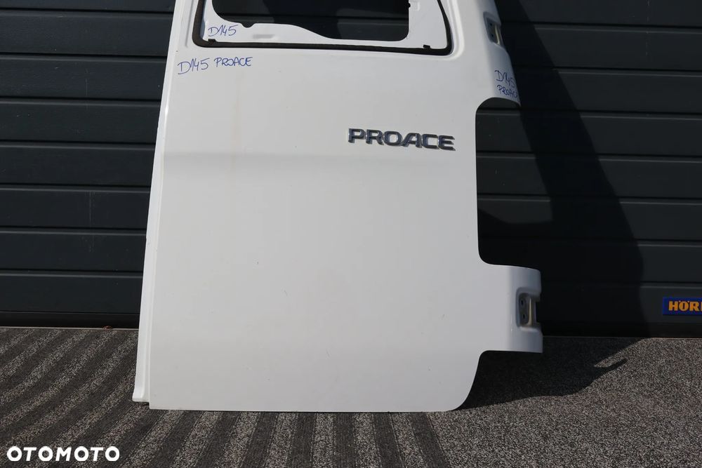 DRZWI TYLNE PRAWE CITROEN JUMPY III FIAT SCUDO III TOYOTA PROACE II EXPERT III 084726D04 2016 - 10