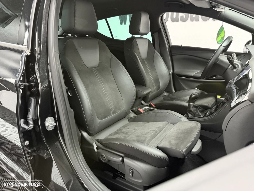 Opel Astra 1.5 D Elegance - 20