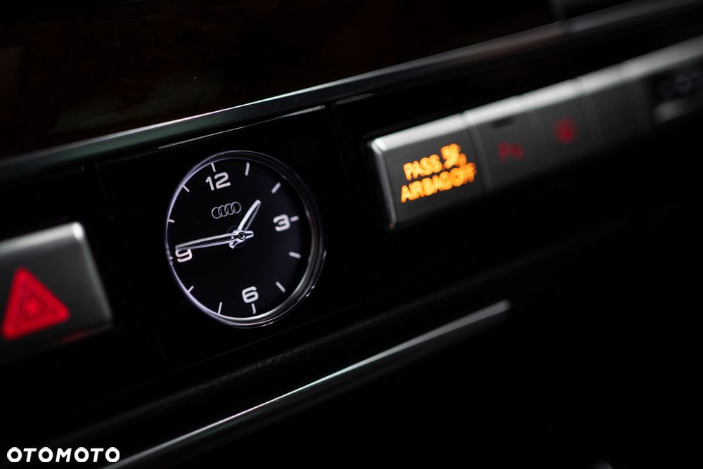 Audi A8 4.0 TFSI Quattro tiptronic - 23