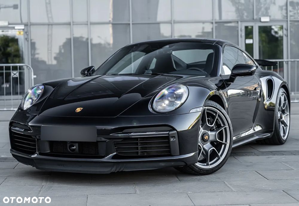 Porsche 911 Turbo S - 1