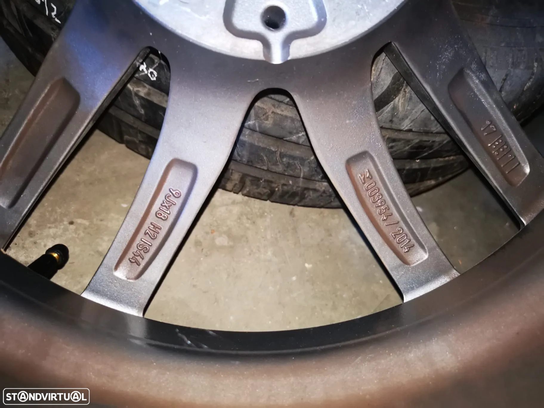 BMW SÉRIE 5 G30 / G31 JANTE 18 POLEGADAS - J093 - 6