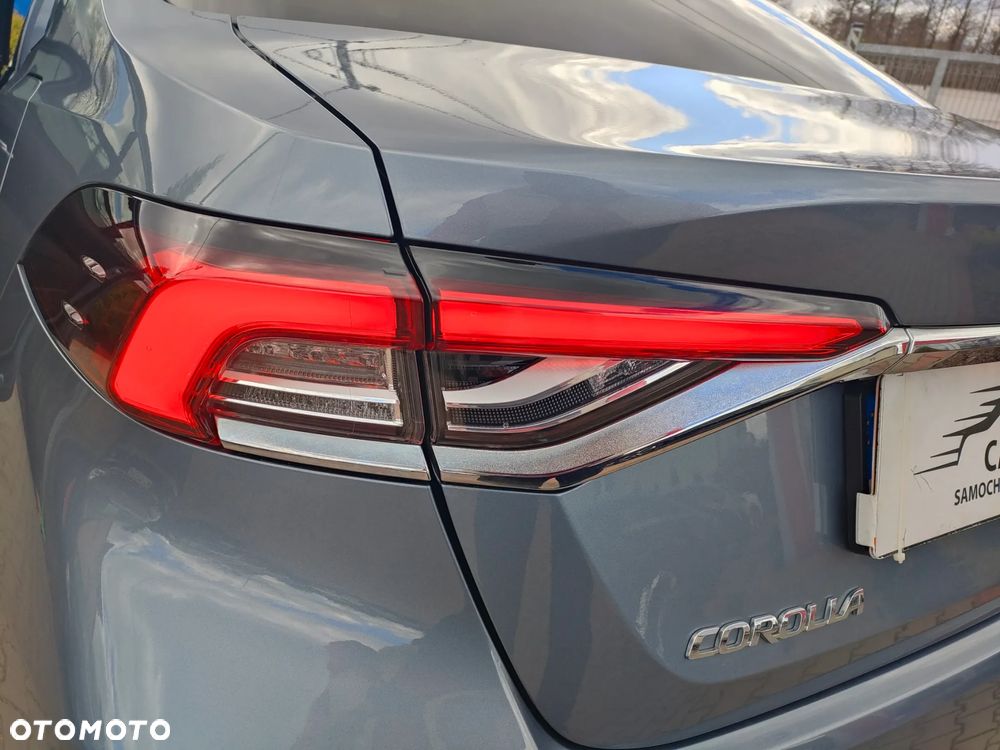Toyota Corolla 1.8 Hybrid Comfort - 34