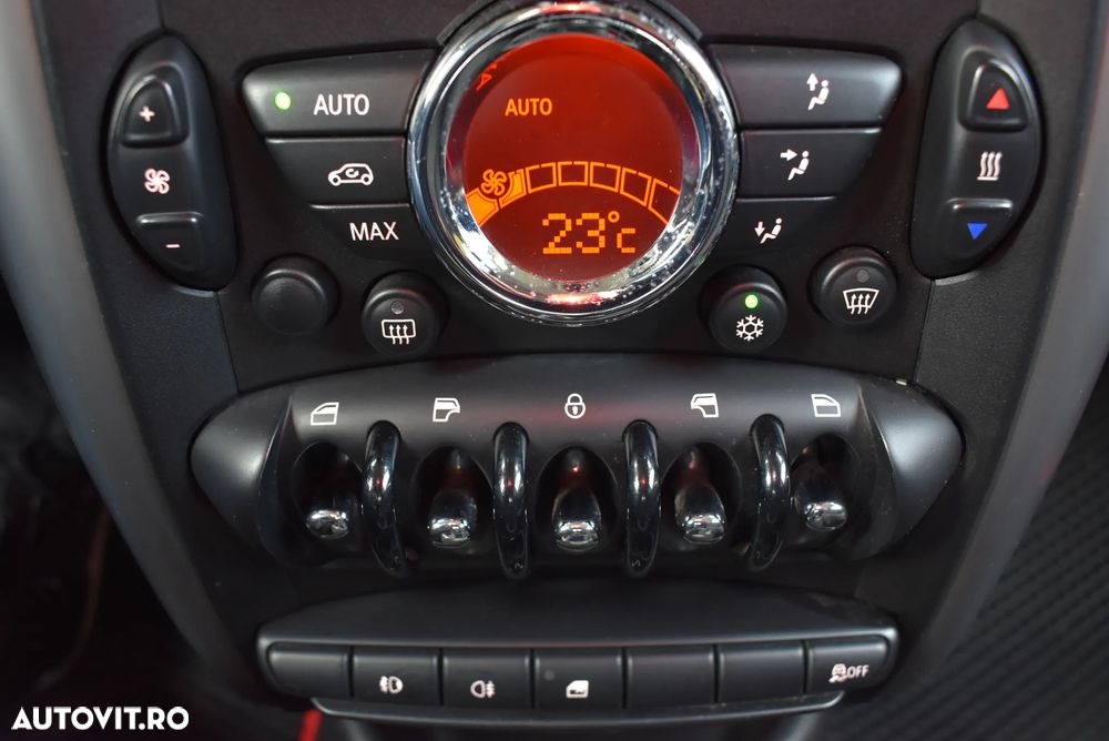 Mini Countryman Cooper ALL4 AT - 12