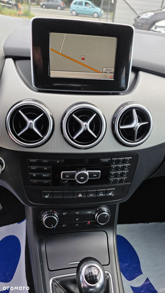 Mercedes-Benz Klasa B 180 BlueEFFICIENCY Edition 1 - 28