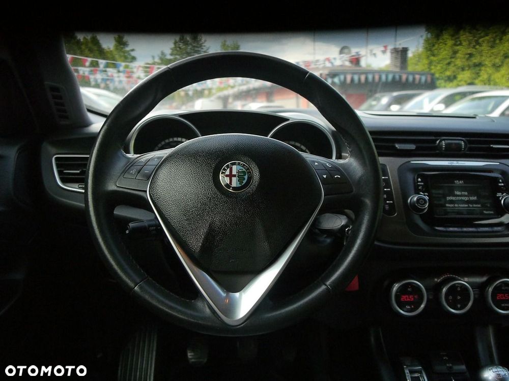 Alfa Romeo Giulietta 1.4 TB Impression - 21