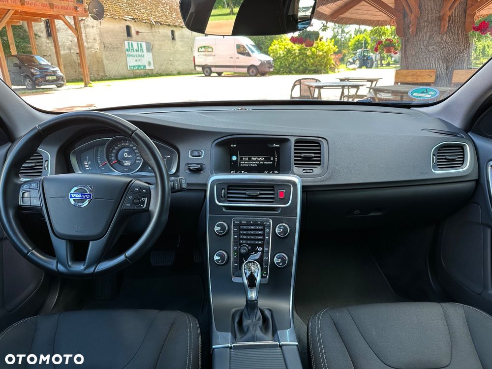 Volvo V60 D3 - 25