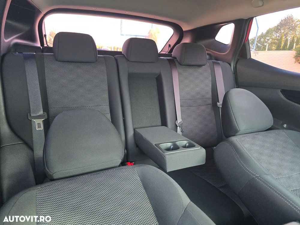 Nissan Qashqai - 11