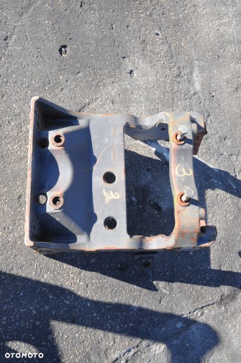 WSPORNIK SUPORT RAMA RENAULT CLAAS NR 150906 / 98315 - 1