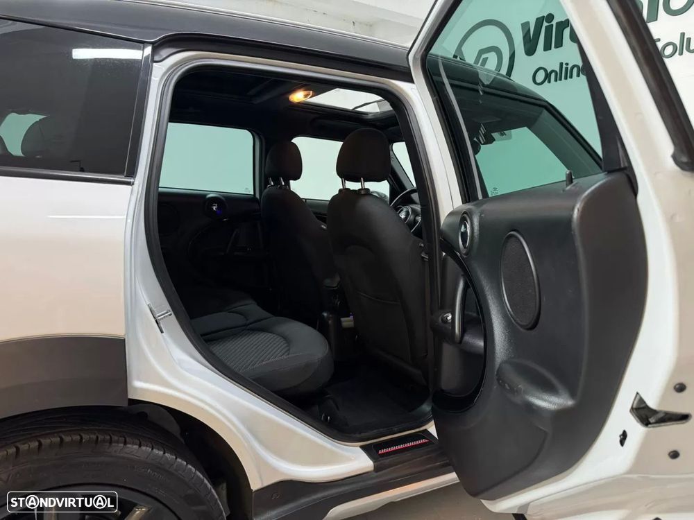 MINI Countryman Cooper D - 51