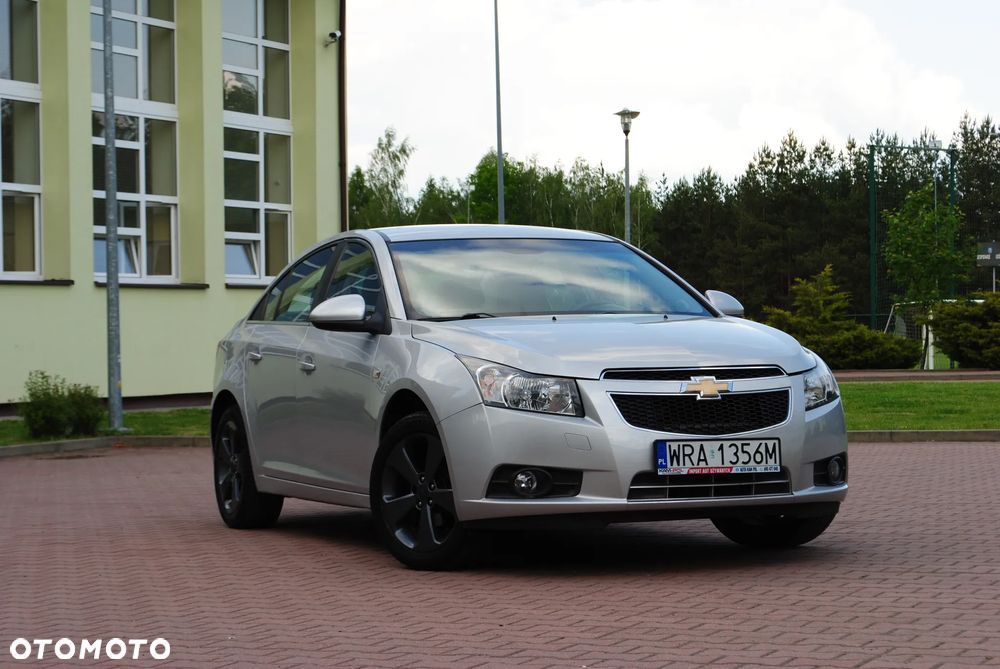 Chevrolet Cruze 1.8 LT - 2