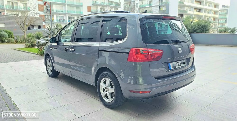 SEAT Alhambra 2.0 TDI Ecomotive Sport - 2