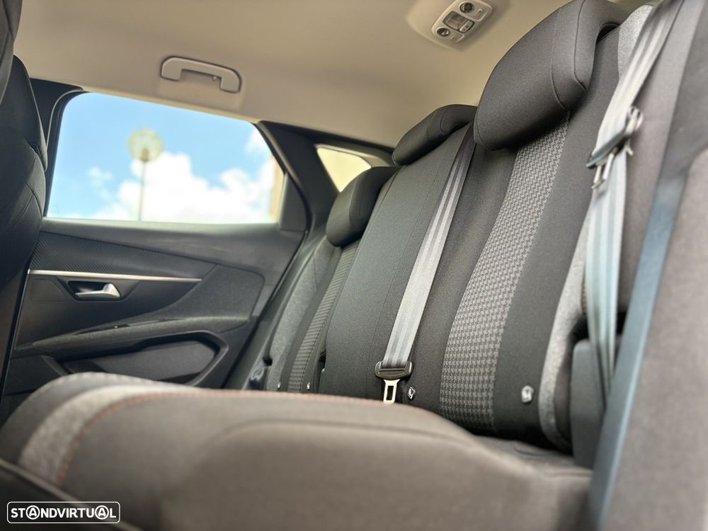 Peugeot 3008 1.5 BlueHDi Active Pack - 16