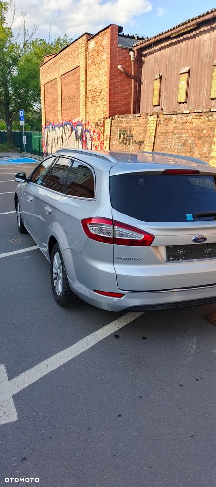 Ford Mondeo 2.0 TDCi Titanium PowerShift - 4