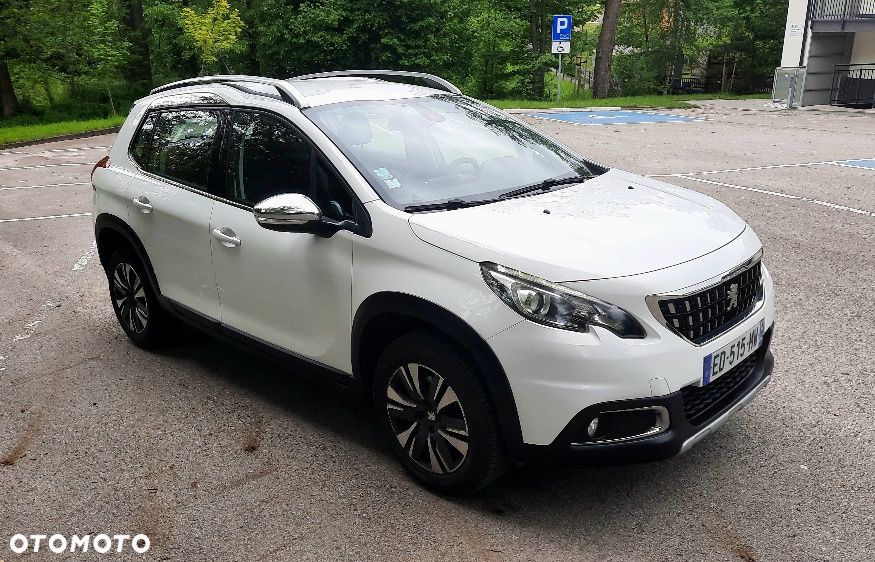 Peugeot 2008 1.2 Pure Tech Allure S&S - 1