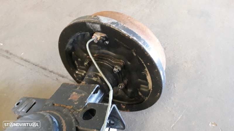 CHARRIOT TRASEIRO MITSUBISHI GALLOPER 2000 - 2