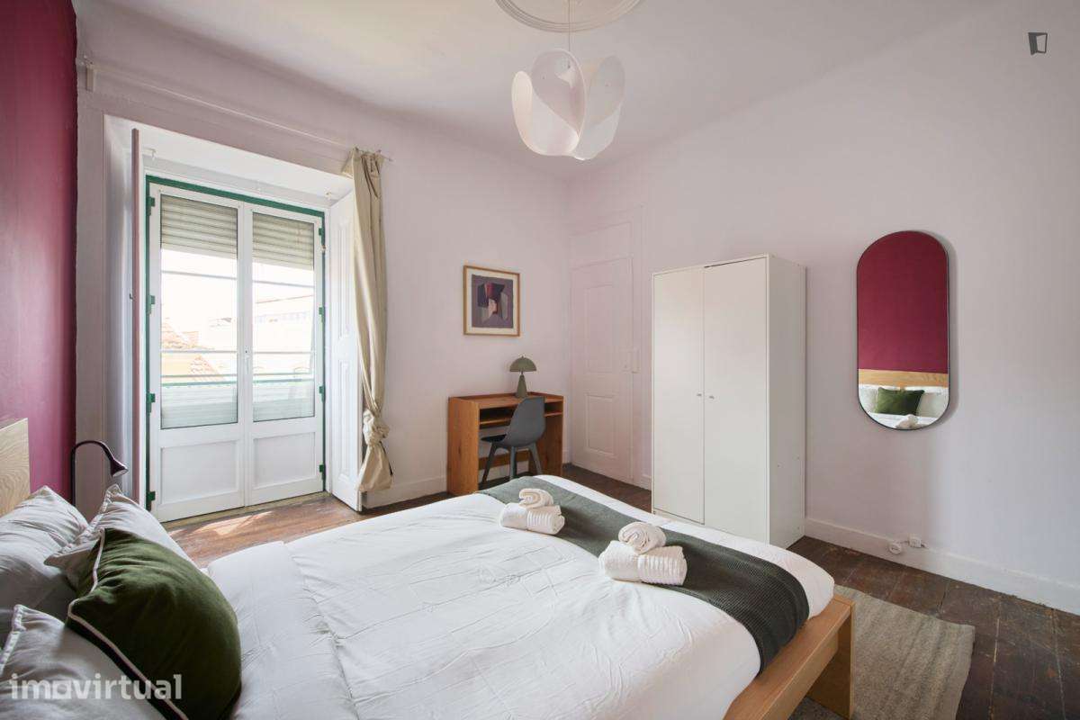 Quarto - localizado em São Bento Lisbon - Grande imagem: 4/27