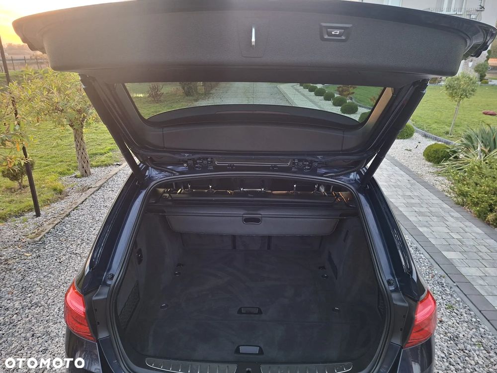 BMW Seria 3 318d Luxury Line - 34