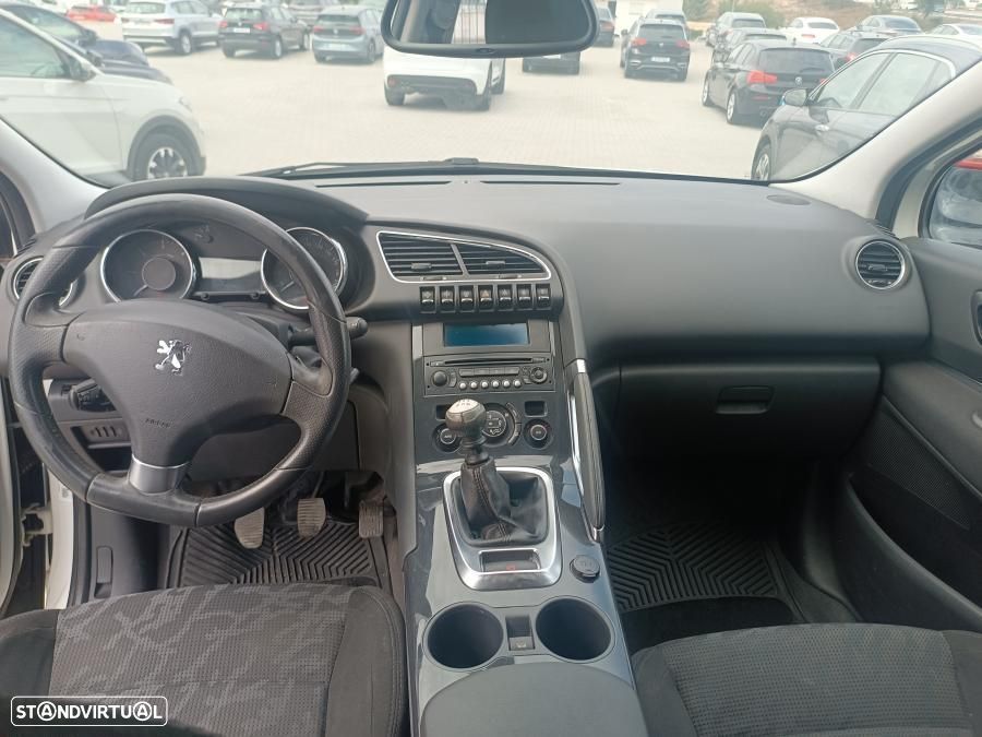Peugeot 3008 1.6 HDi Active - 11