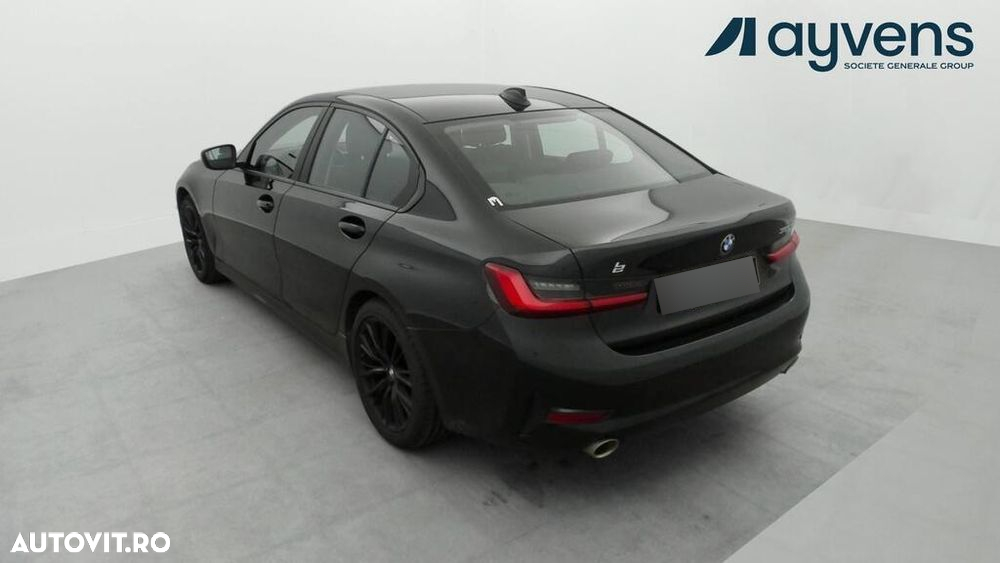 BMW Seria 3 320i AT - 23