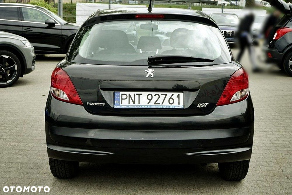 Peugeot 207 - 5