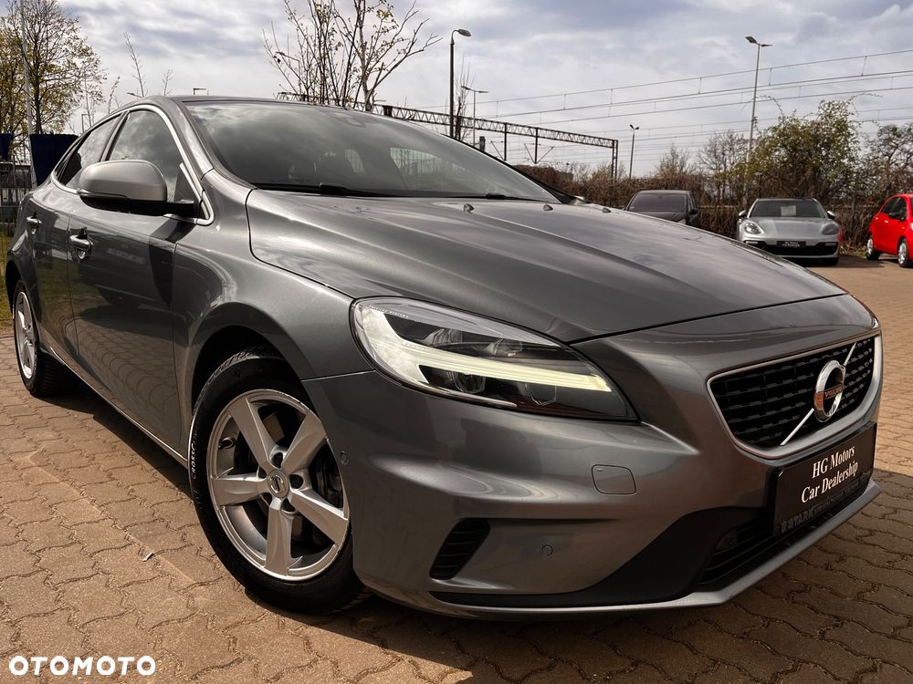 Volvo V40 T3 Geartronic RDesign - 19