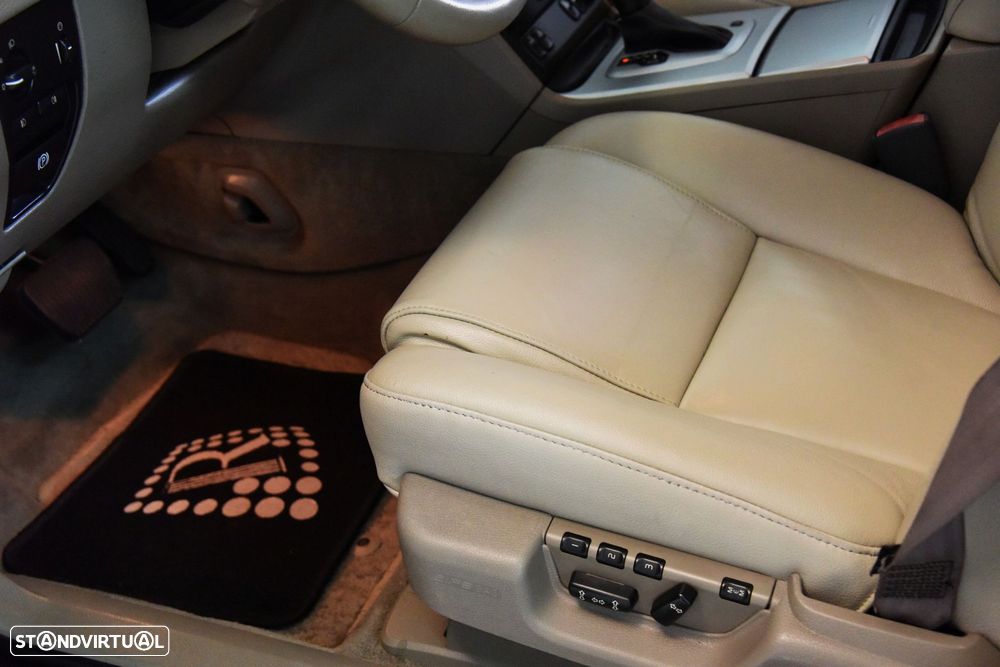 Volvo XC 90 2.4 D5 7L Executive - 14
