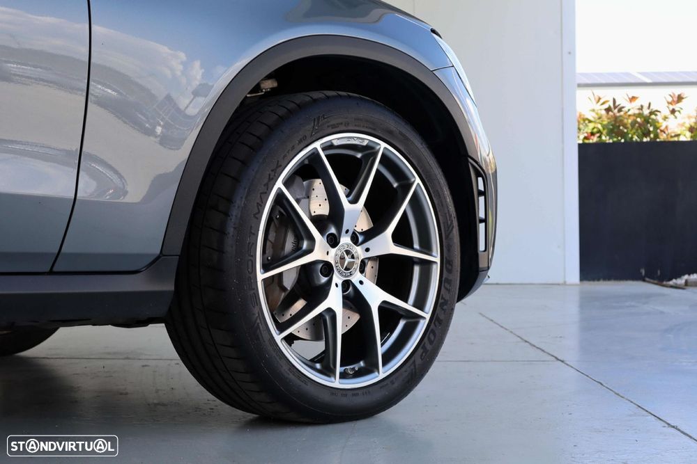 Mercedes-Benz GLC 300 - 13