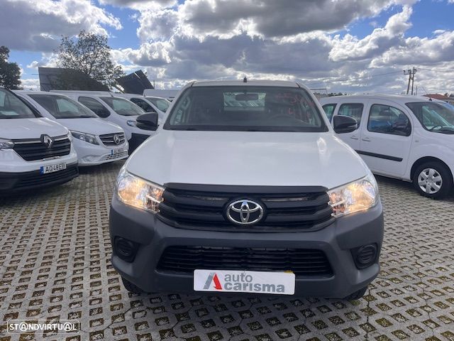 Toyota HILUX CLUB 4x4 150cv LUG. - 2