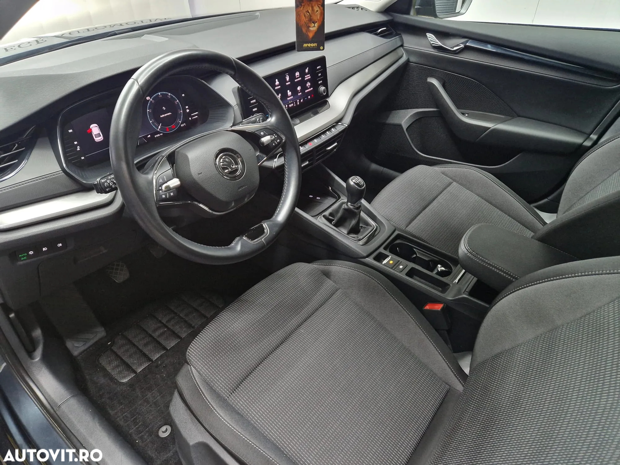 Skoda Octavia 2.0 TDI Ambition - 9