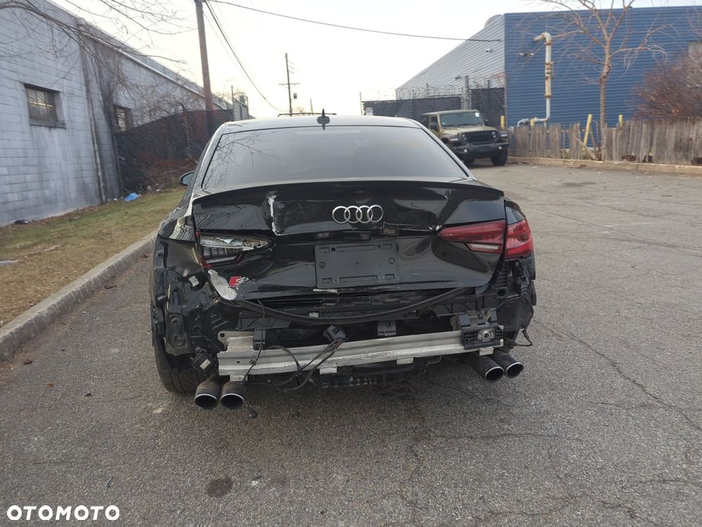 Audi S4 Limousine - 5