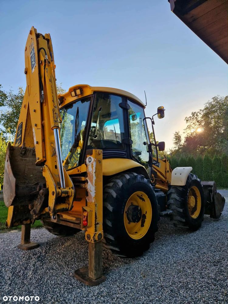 JCB 4CX - 10
