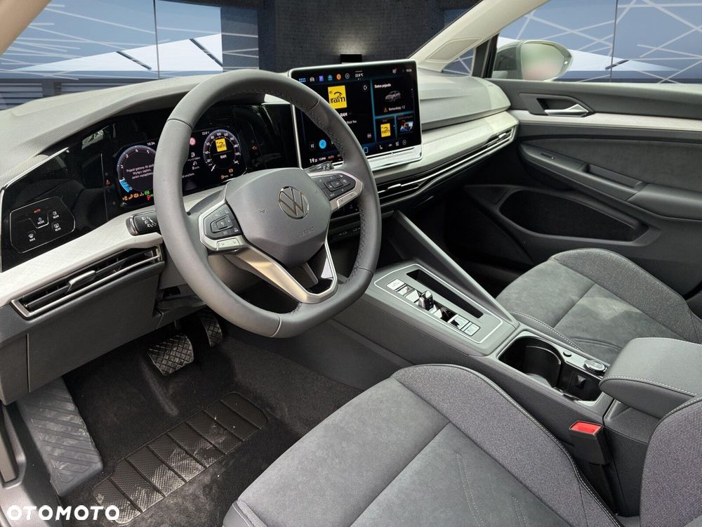 Volkswagen Golf - 5