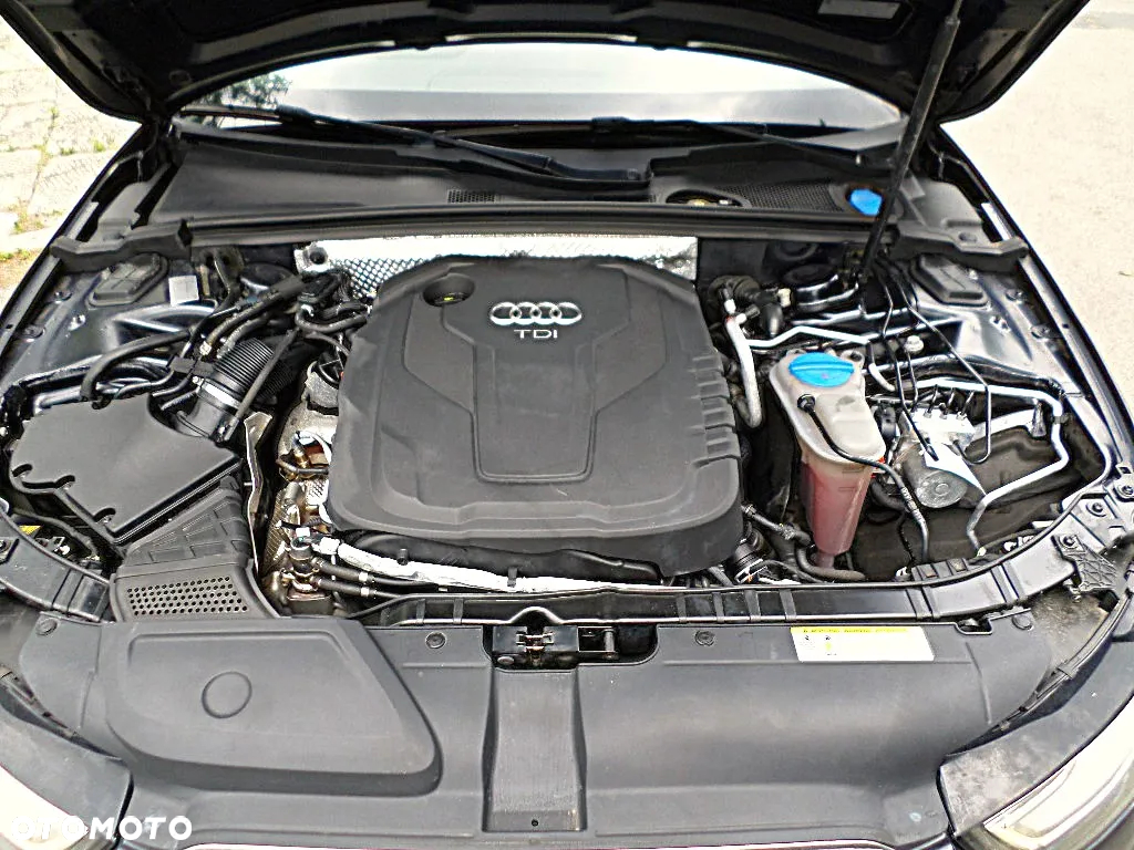 Audi A4 Avant 2.0 TDI DPF clean diesel S line Sportpaket - 36