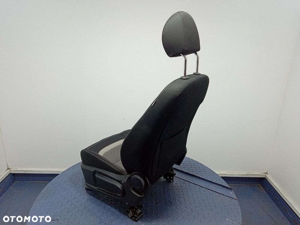 KIA CEED II 12- FOTEL KIEROWCY PRZÓD LEWY - 7