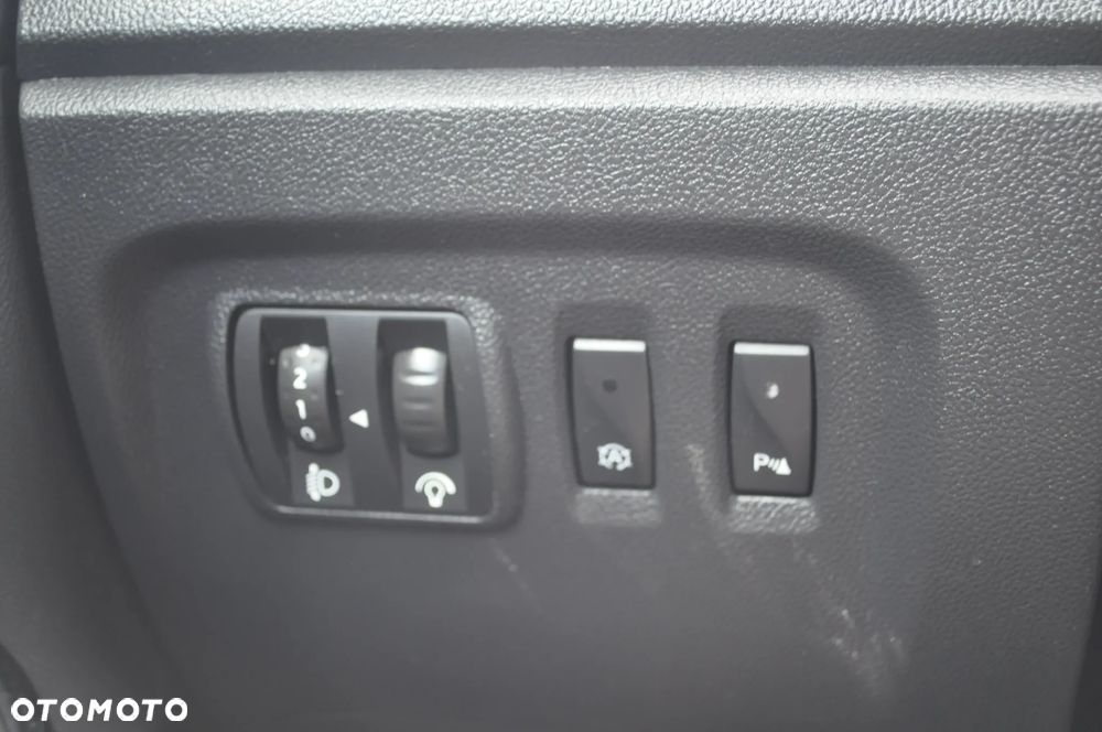 Renault Captur 1.2 TCe Intens EDC - 16