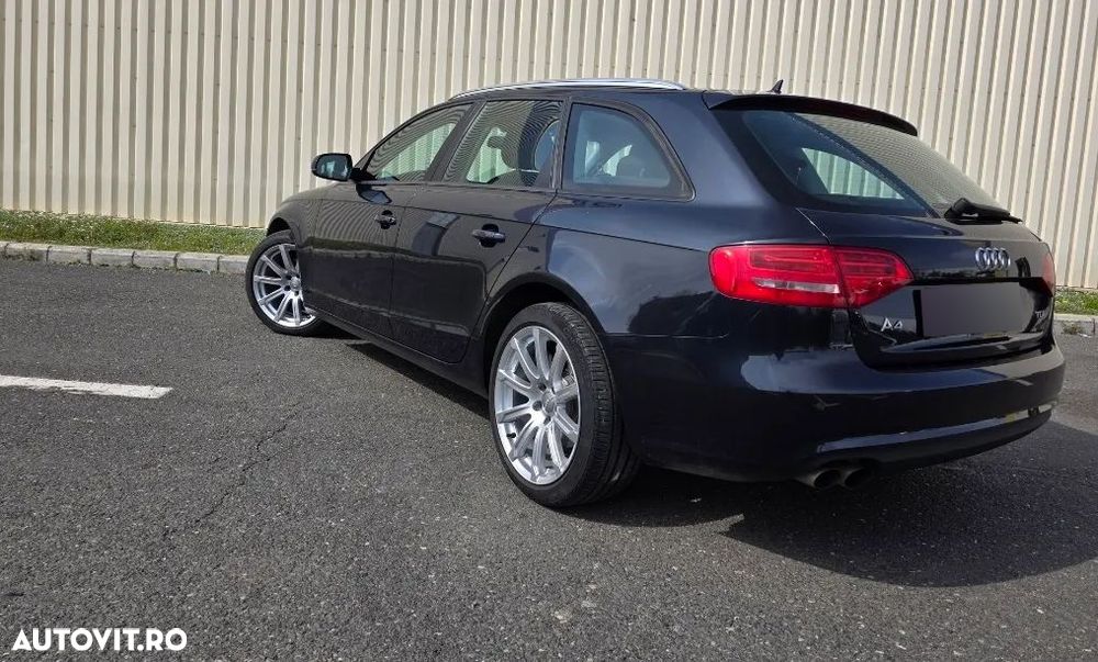 Audi A4 Limuzina 2.0 TDI DPF multitronic Attraction - 9