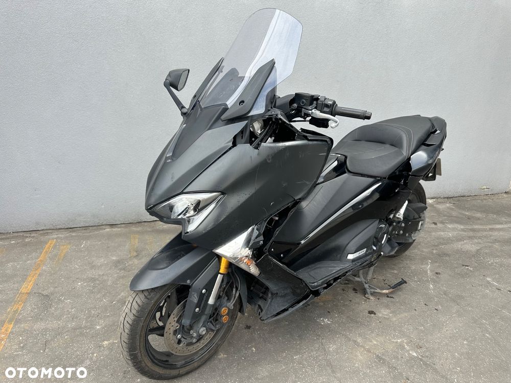 Yamaha Tmax - 8