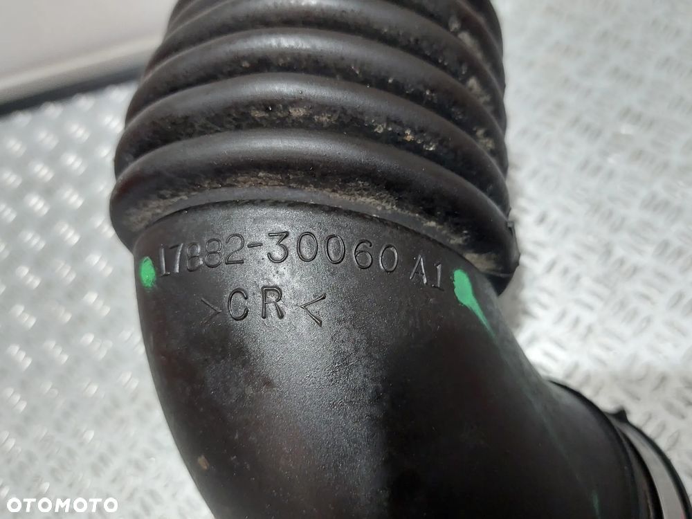 RURA WĄŻ POWIETRZA TOYOTA DYNA R2008 3,0 DISEL NR 1788230060A1 - 2