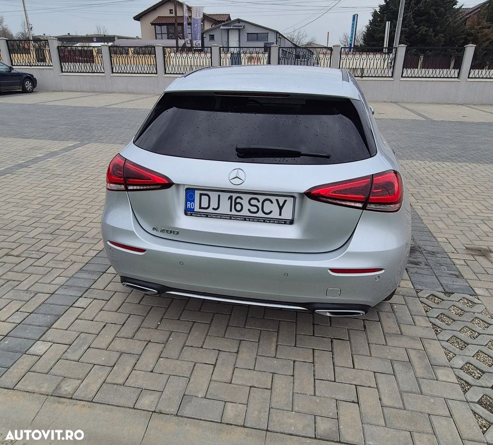 Mercedes-Benz A 200 7G-DCT - 11