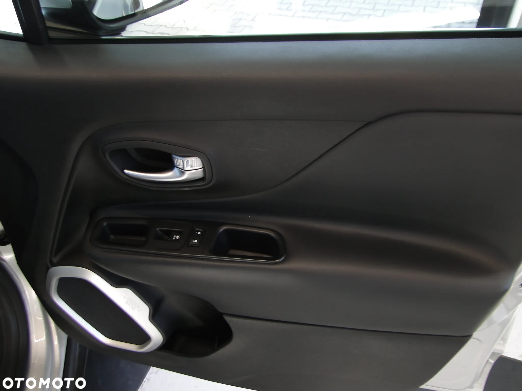 Jeep Renegade 2.0 MultiJet Limited 4WD S&S - 17