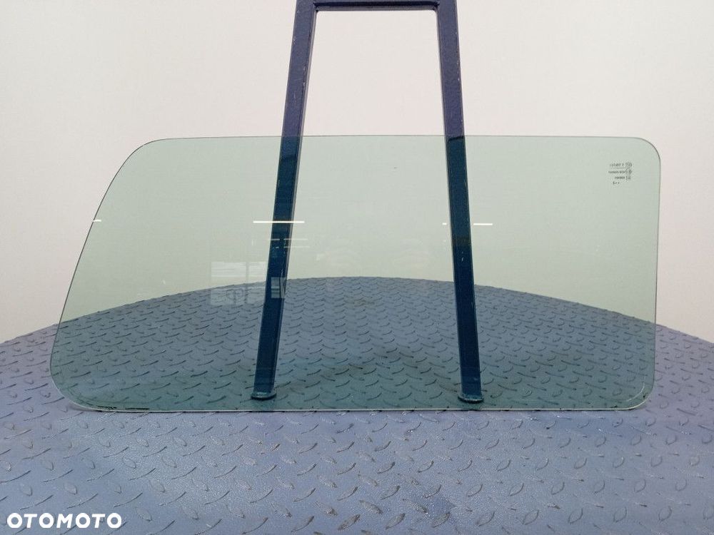 ŁADA NIVA 3D SZYBA KAROSERYJNA TYŁ LEWA 02R - 3