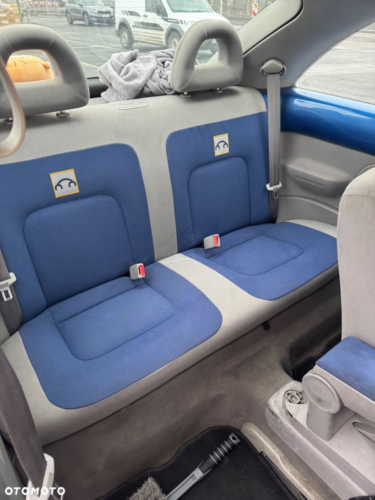 Volkswagen New Beetle - 6