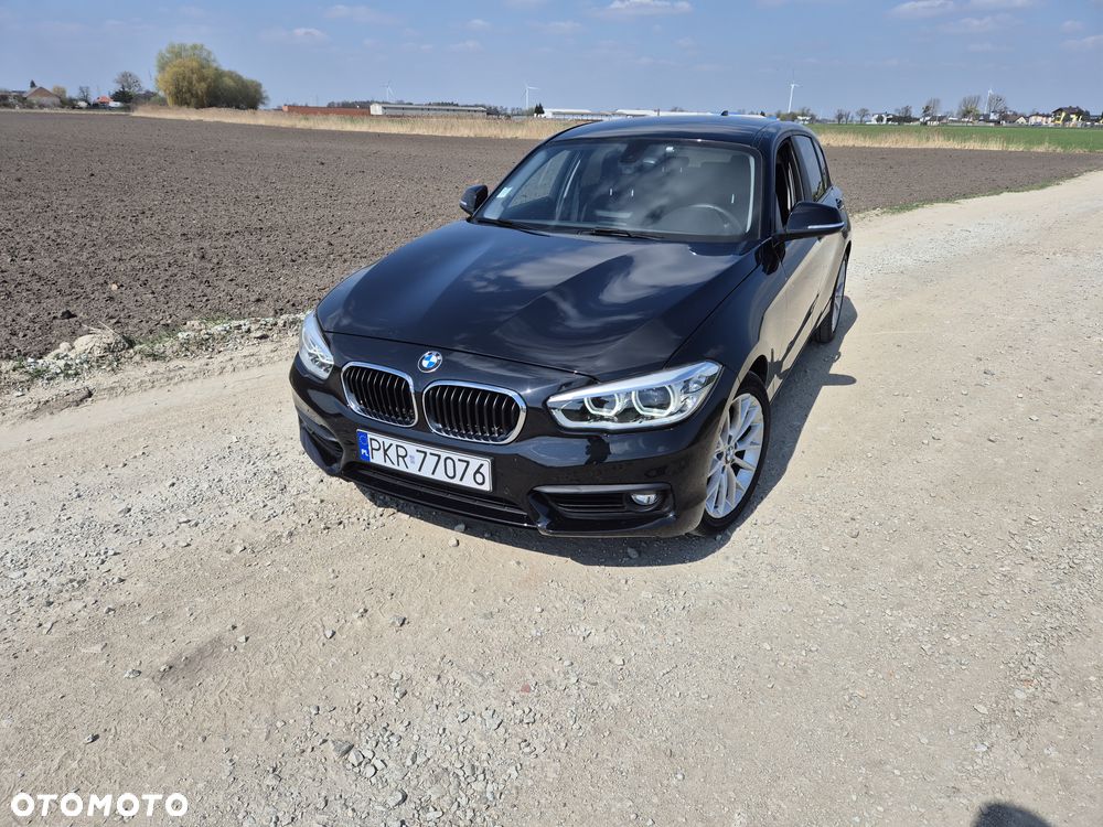 BMW Seria 1 120i Sport-Aut Urban Line - 2