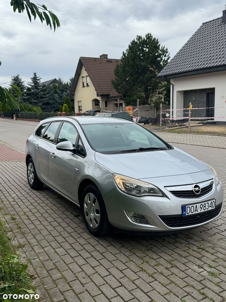 Opel Astra 1.4 Turbo Sport - 1