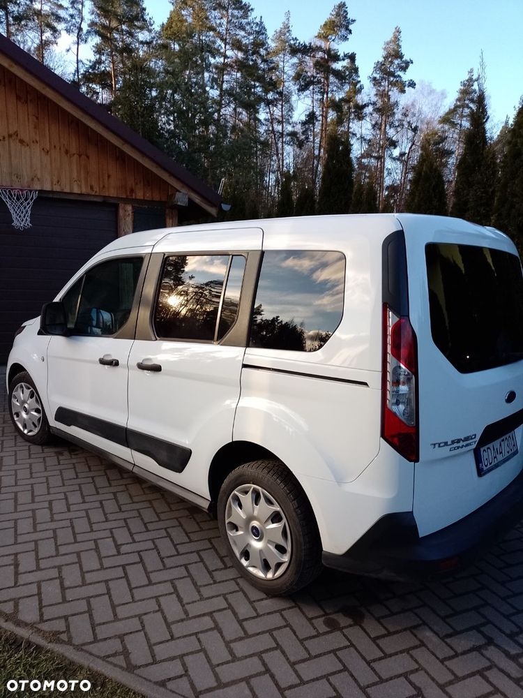 Ford Tourneo Connect - 4