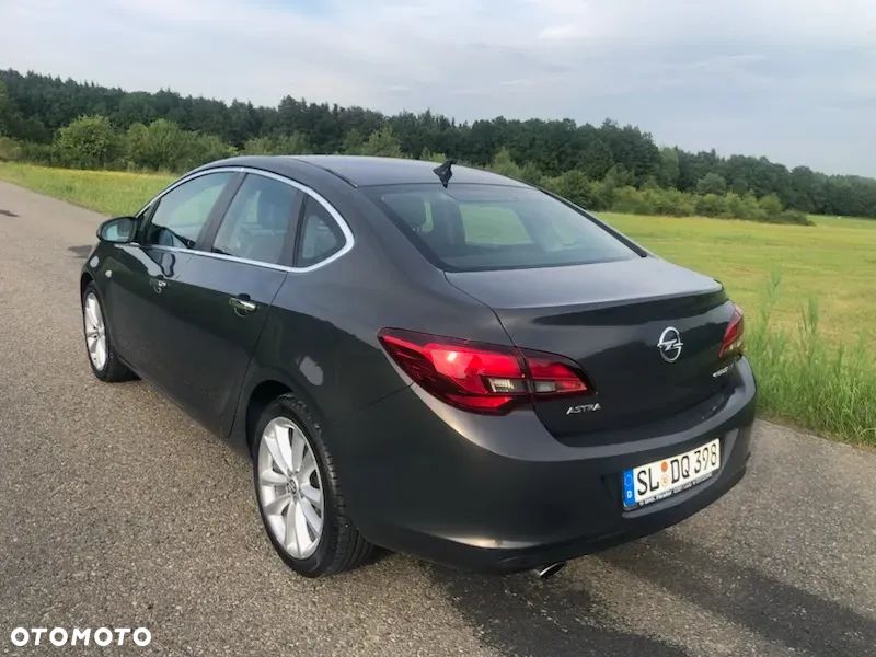 Opel Astra - 3