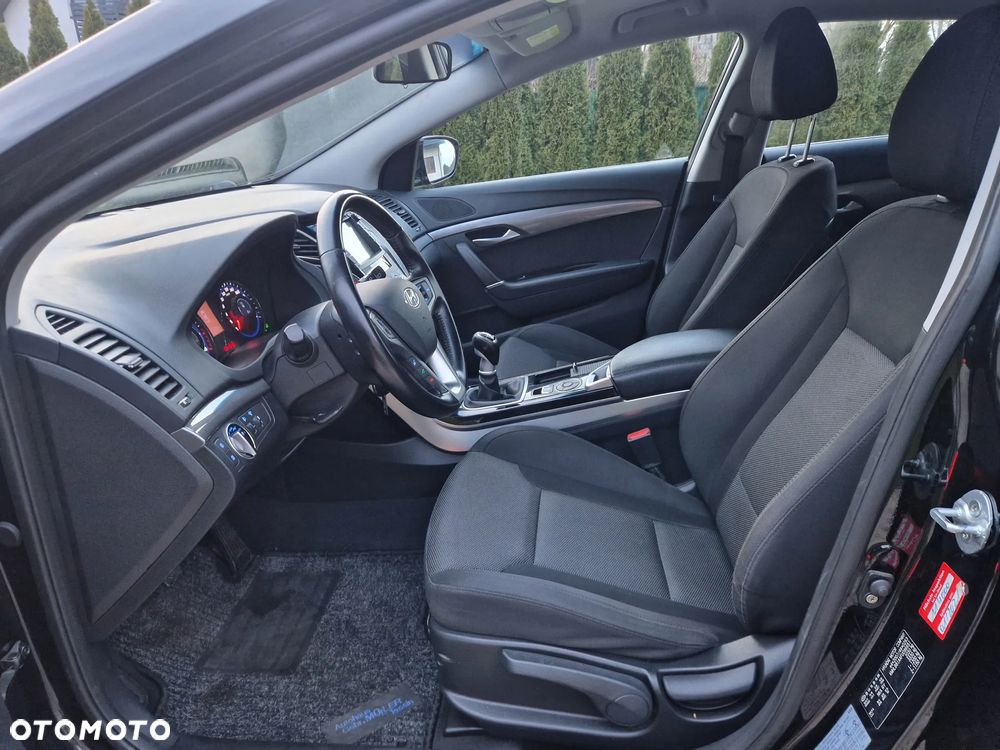 Hyundai i40 i40cw 1.6 Fifa World Cup Edition - 32